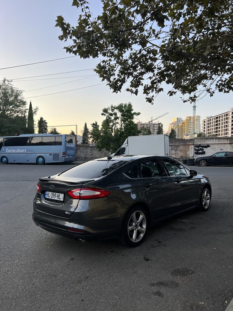 Ford Fusion 2015 — photo 2