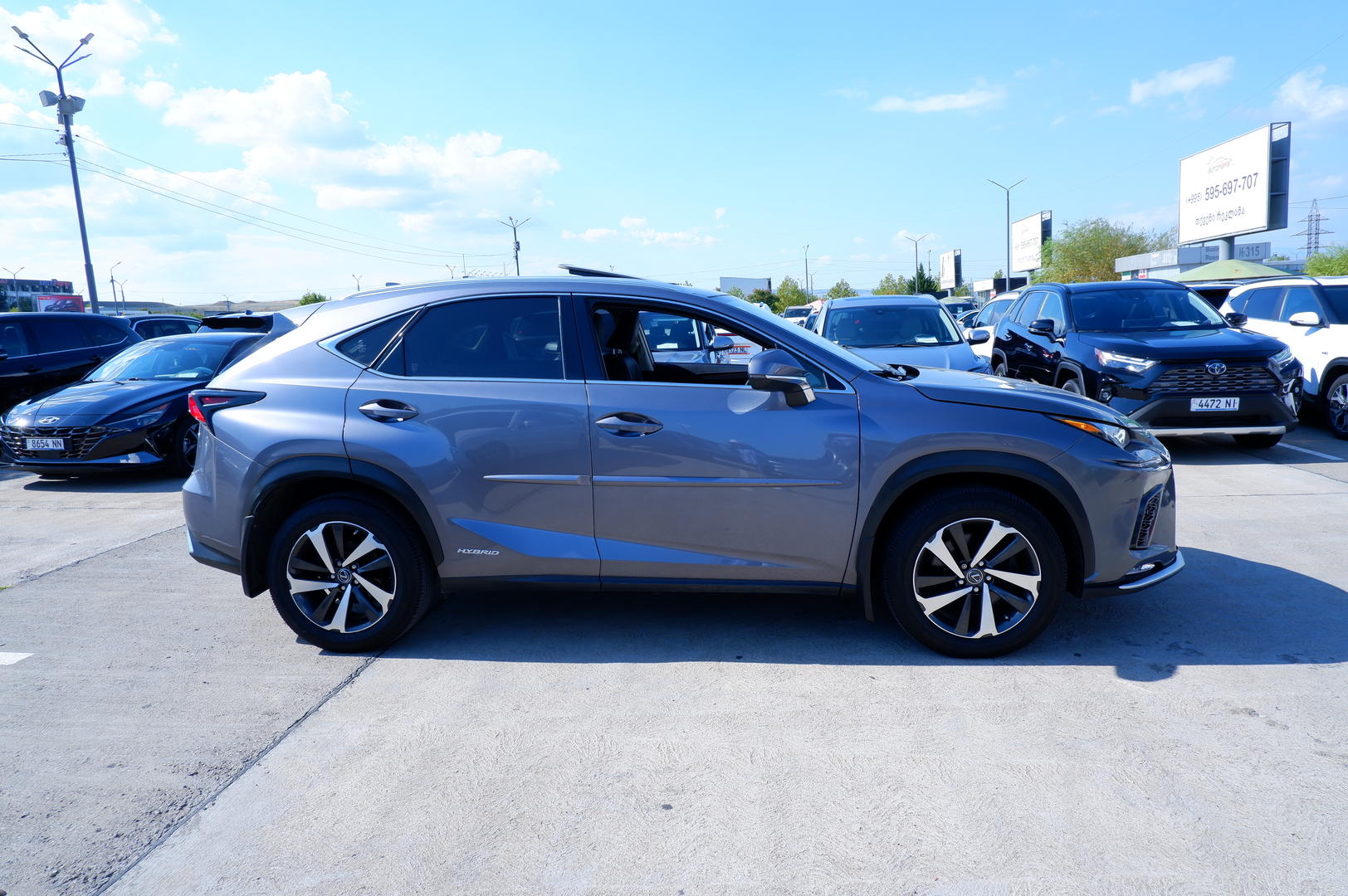 Lexus NX 300 2020 — photo 2
