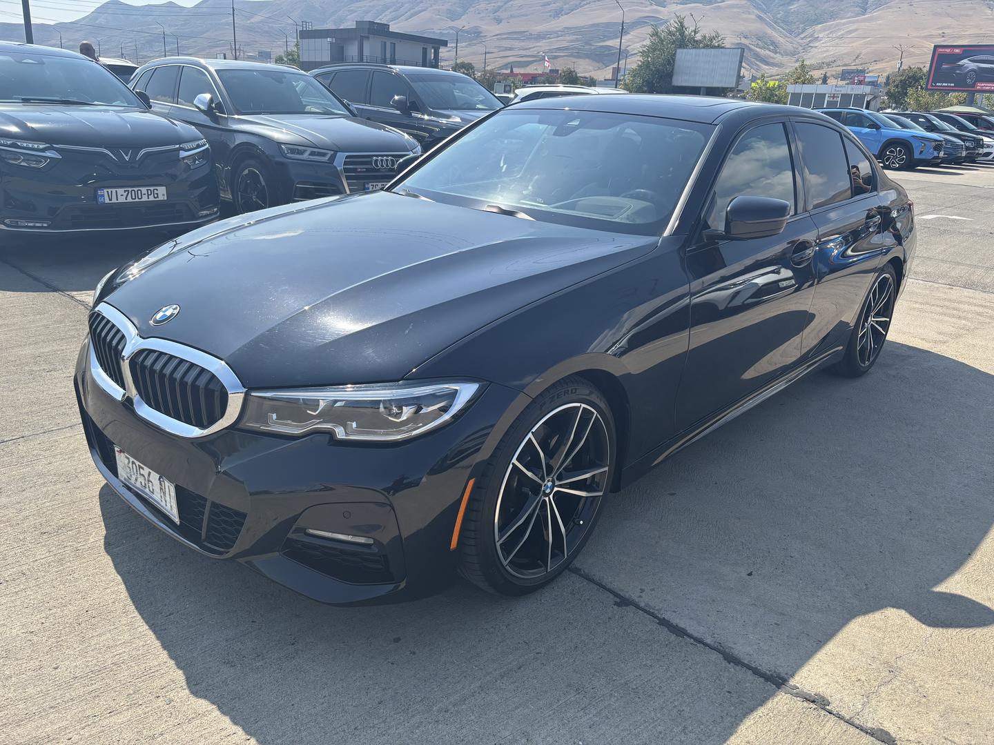 BMW 330