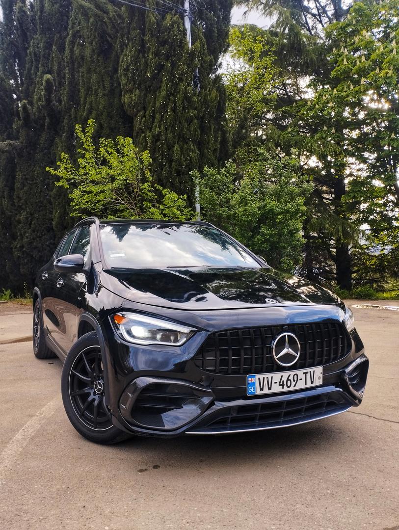 Mercedes-Benz GLA 45 2027 — photo 2