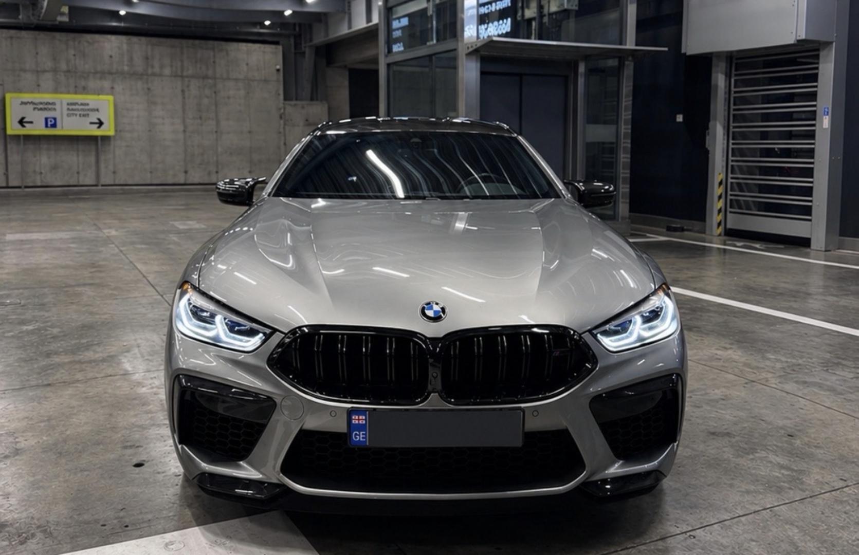 BMW M8