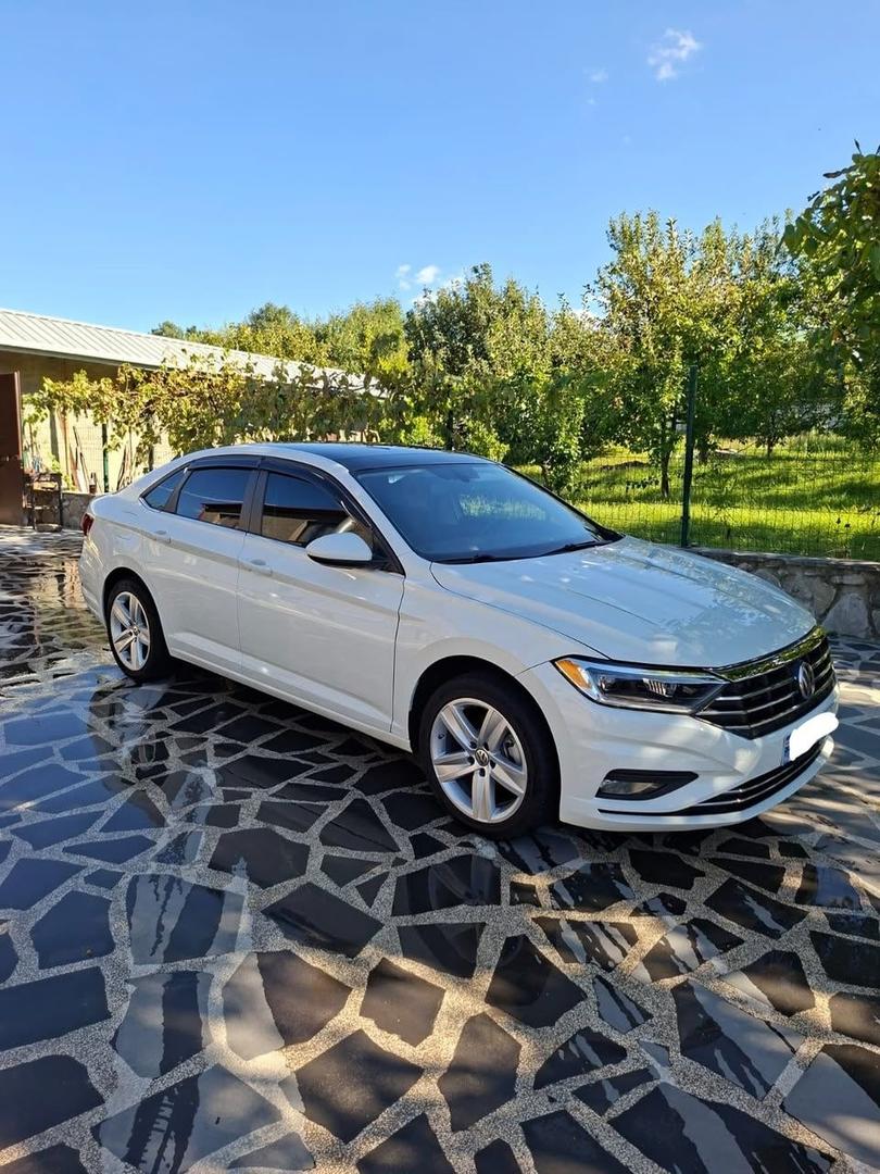 Volkswagen Jetta 2020 — photo 2