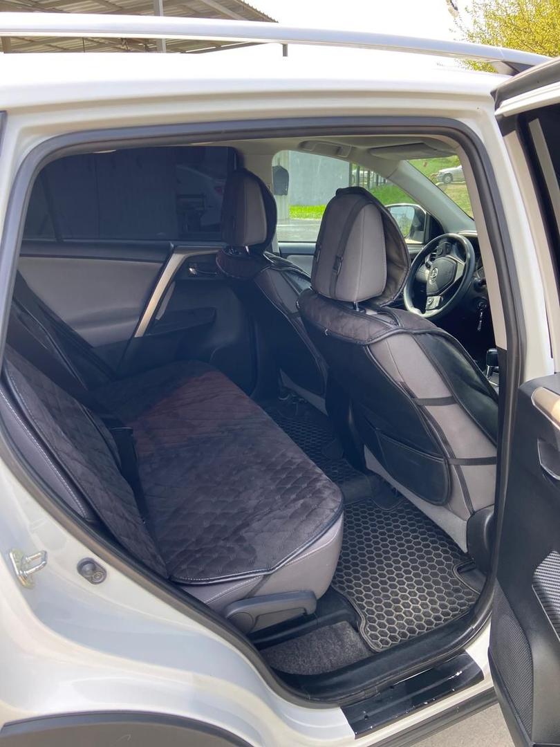 Toyota RAV4 2015 — photo 2