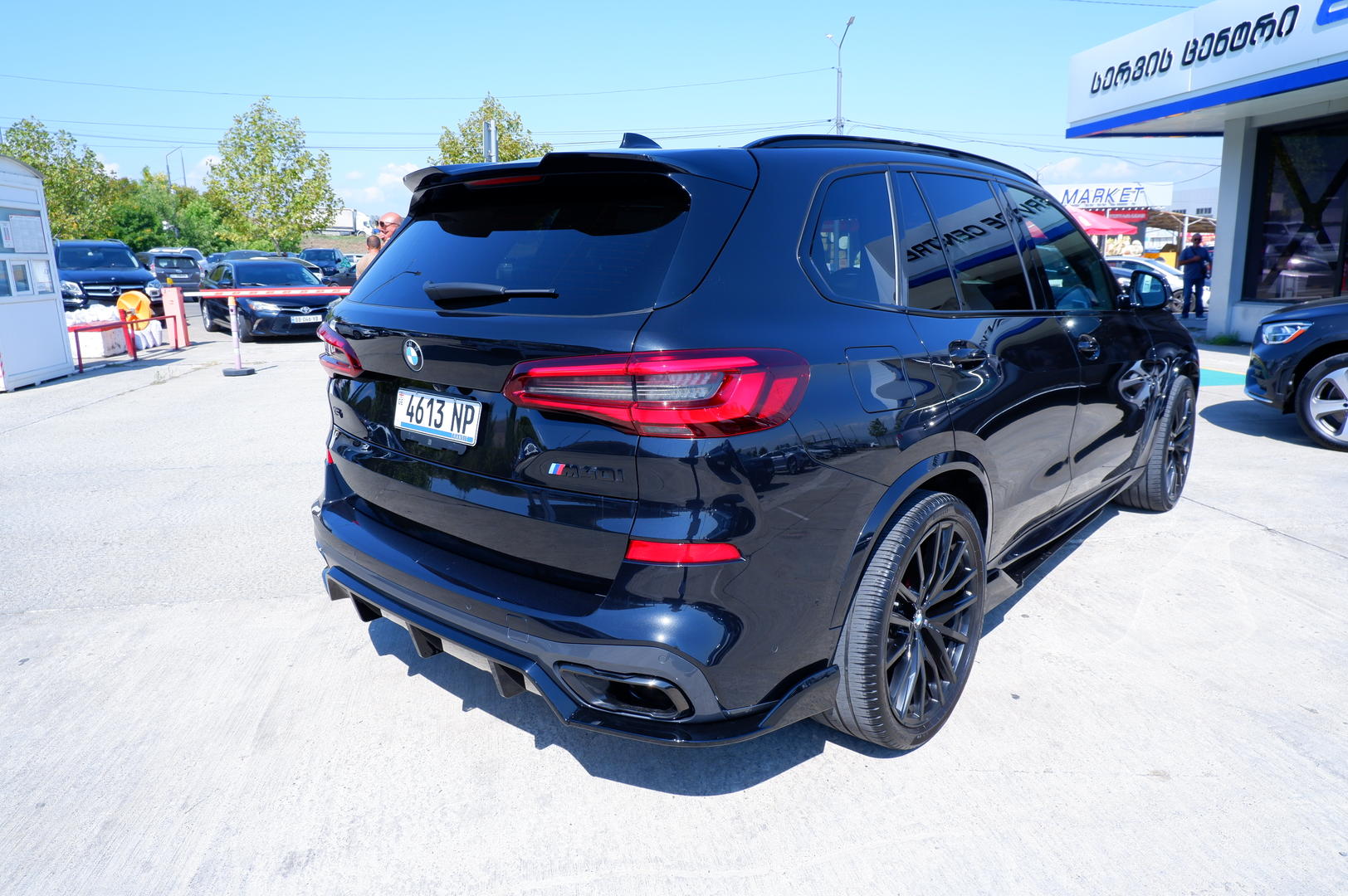 BMW X5 2021 — photo 2