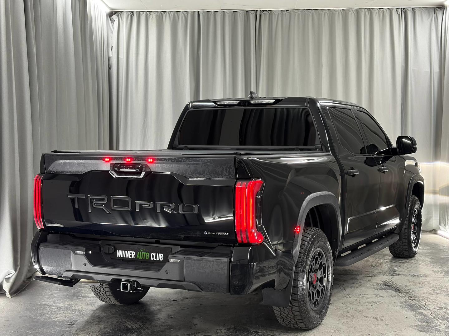 Toyota Tundra 2025 — photo 2