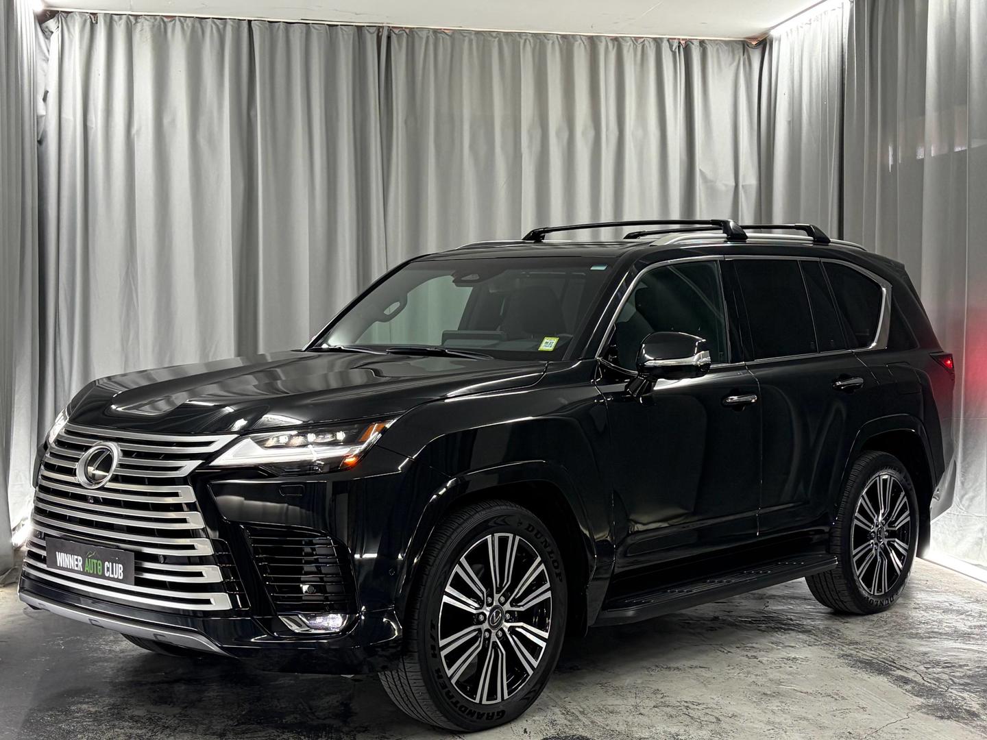 Lexus LX 700h