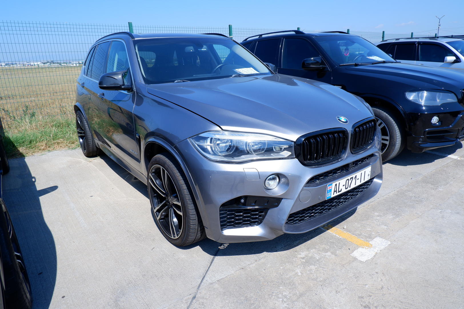 BMW X5 2015 — photo 2