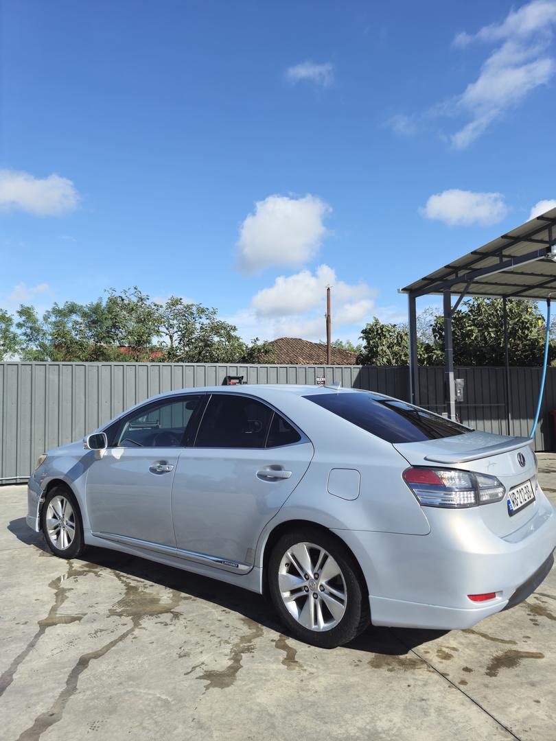 Lexus HS 250h 2011 — photo 2