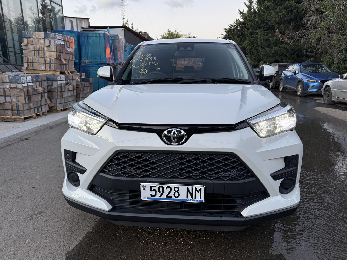 Toyota Raize 2023 — photo 2
