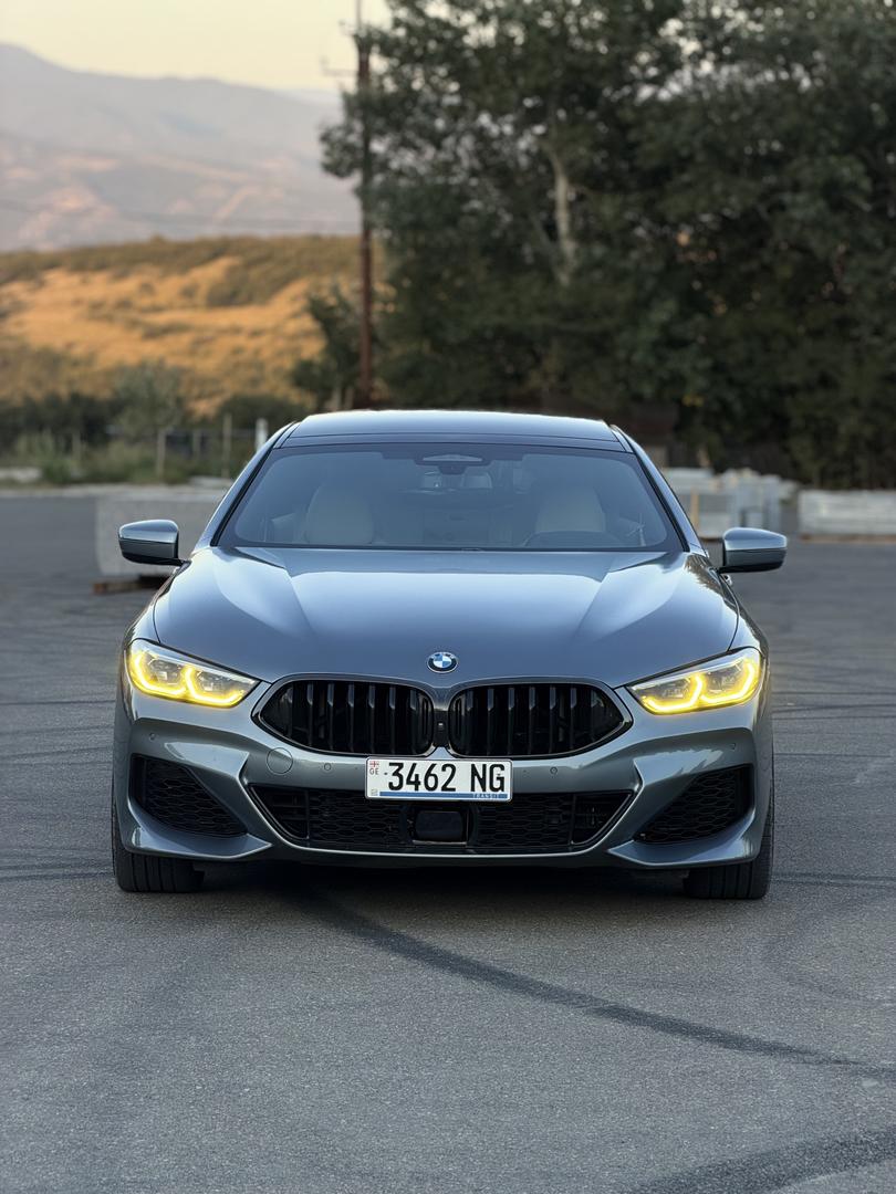 BMW 840
