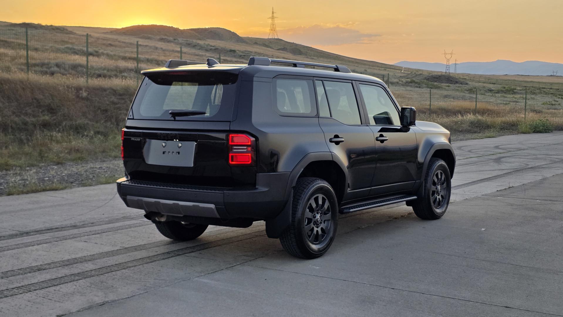 Toyota Land Cruiser Prado 2026 — photo 2