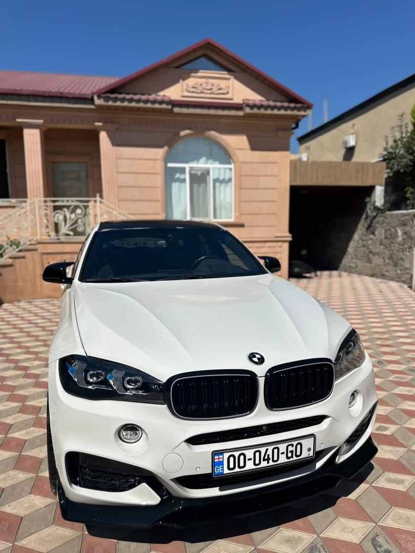 BMW X6 2017 — photo 2