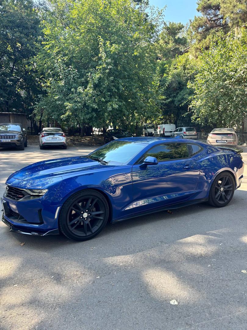 Chevrolet Camaro 2019 — photo 2