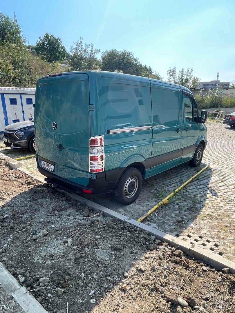 Mercedes-Benz Sprinter 2012 — photo 2