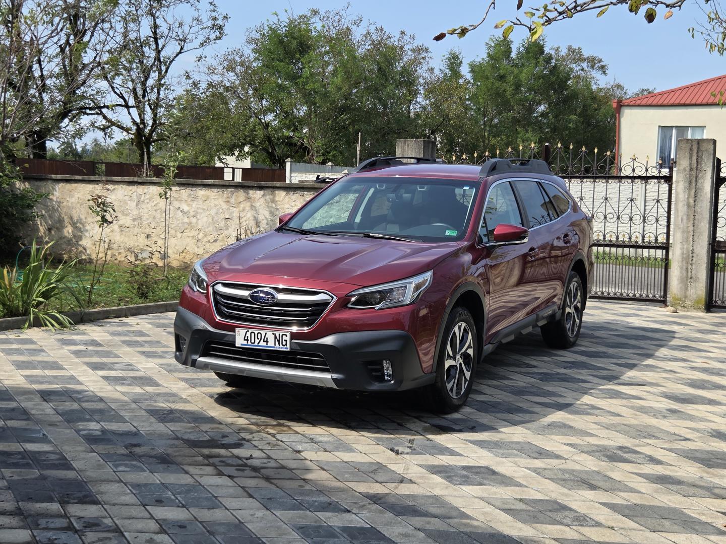 Subaru Outback 2020 — photo 2