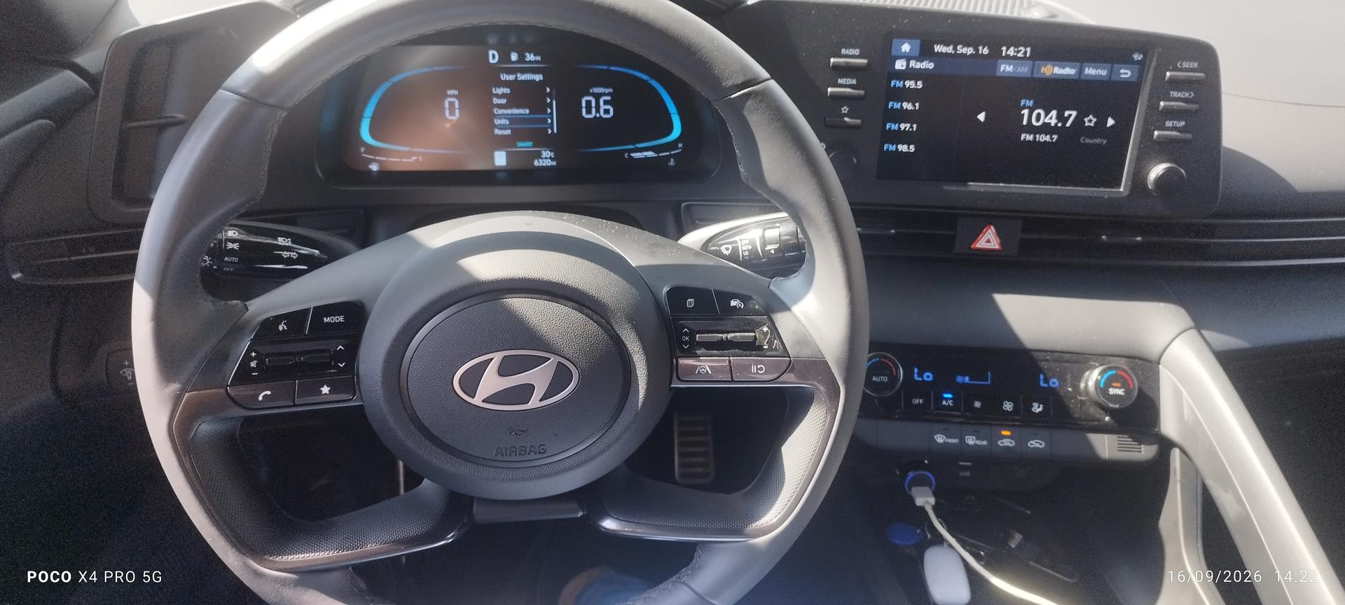 Hyundai Elantra 2024 — photo 2