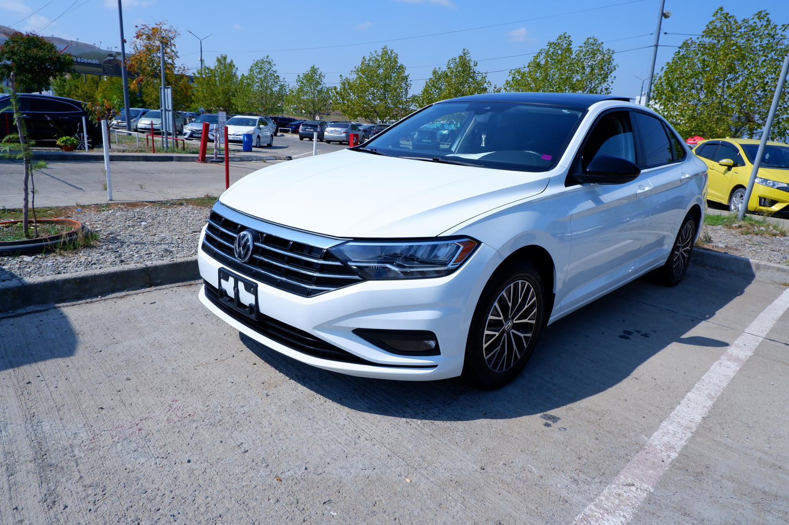 Volkswagen Jetta 2021 — photo 2