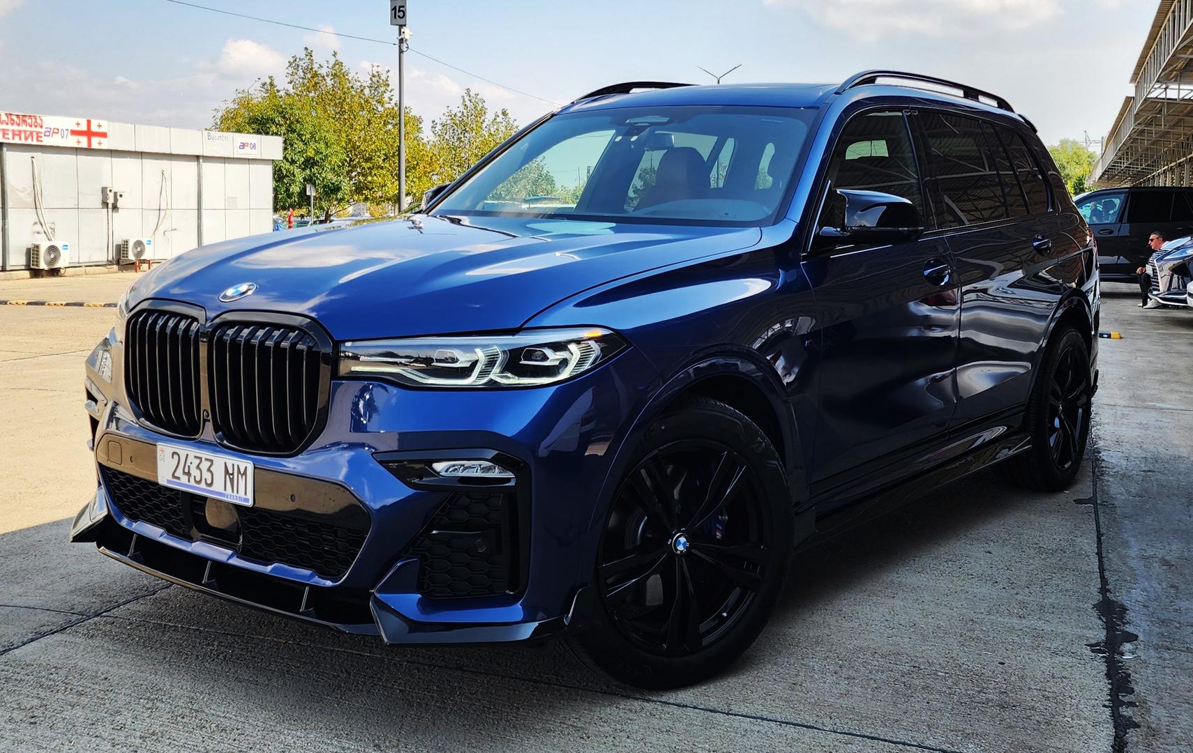 BMW X7 2022 — photo 2
