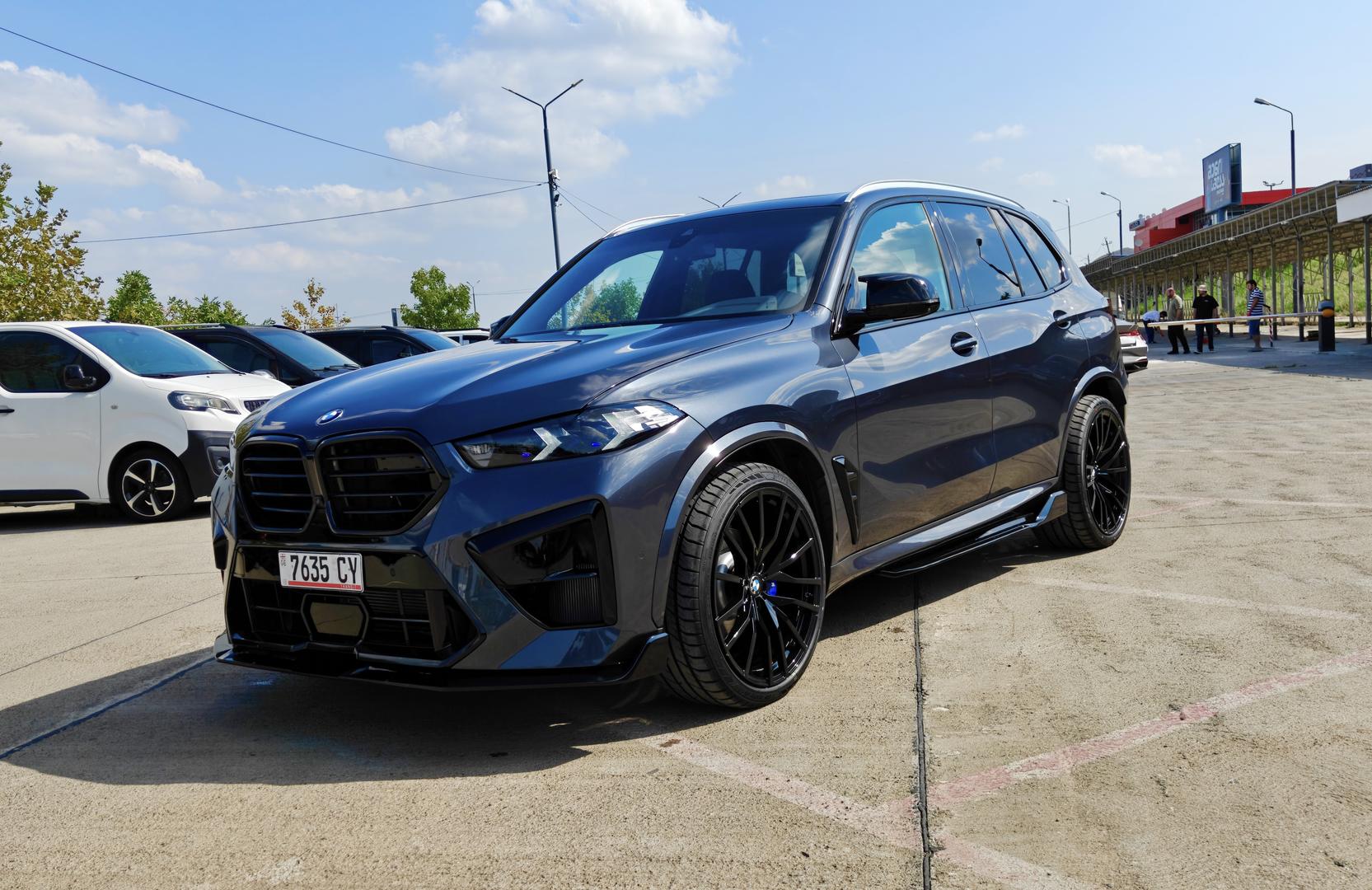 BMW X5 2022 — photo 2