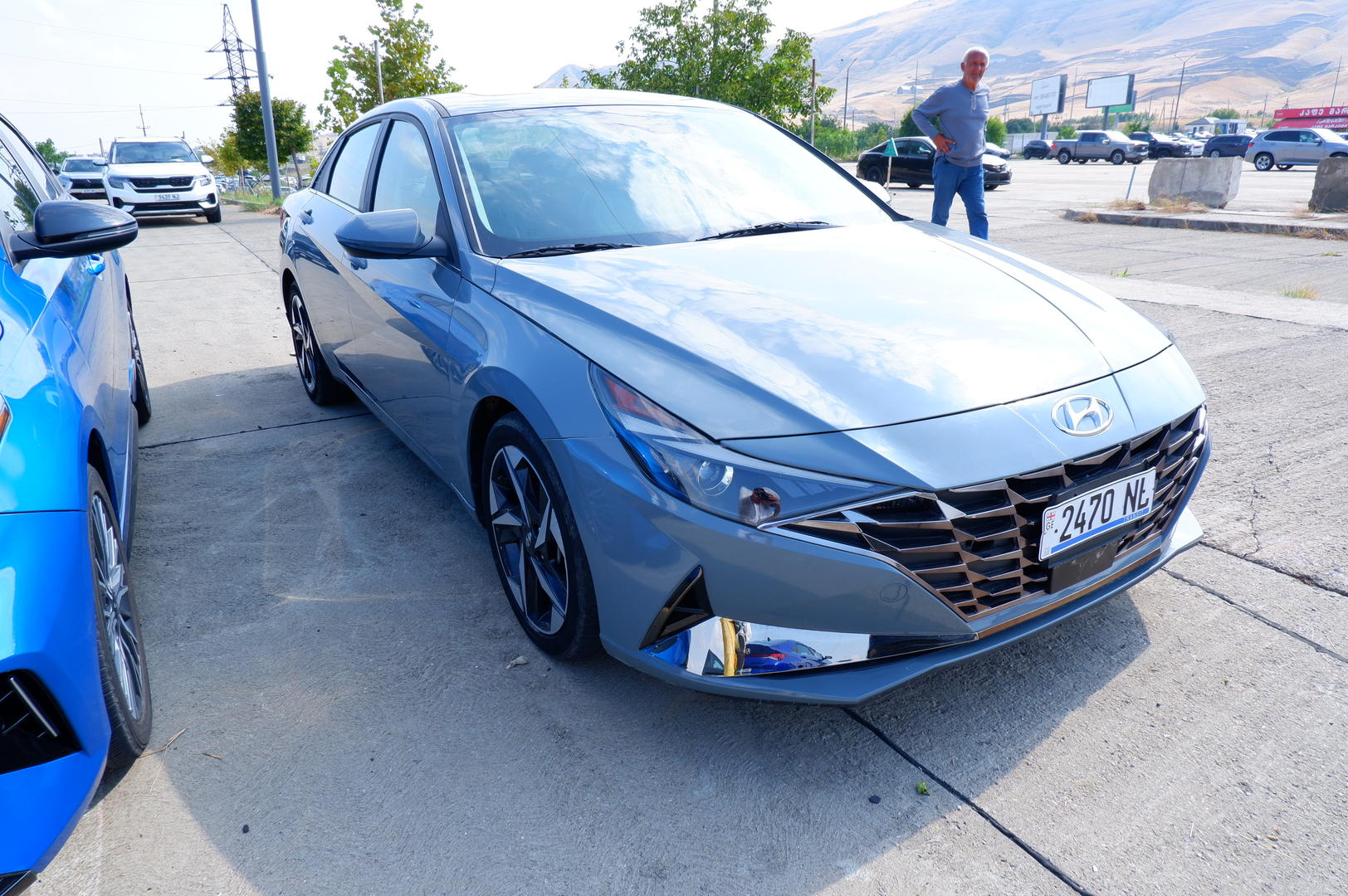 Hyundai Elantra 2022 — photo 2