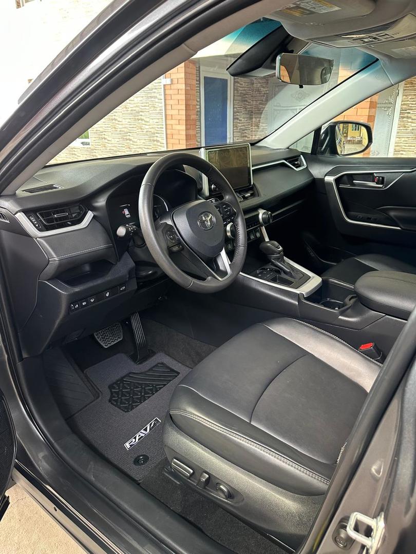 Toyota RAV4 2023 — photo 2