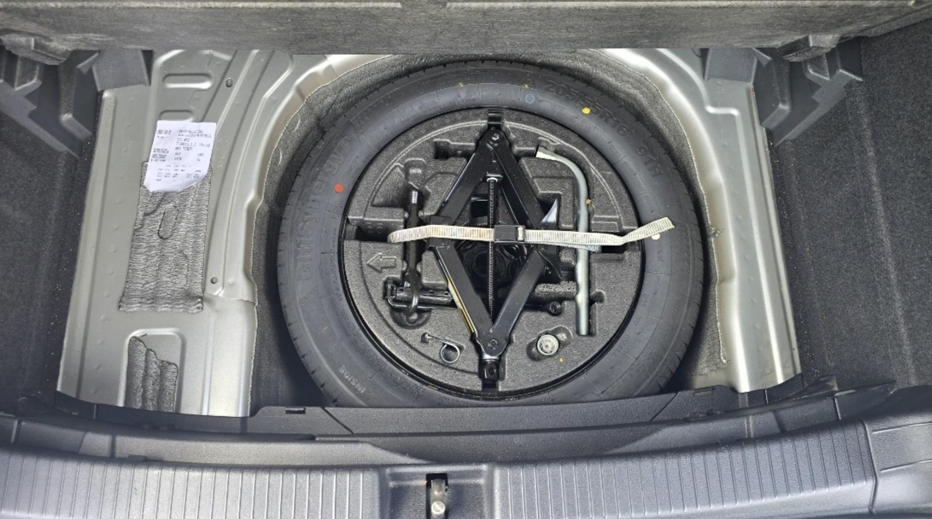 Volkswagen Taos