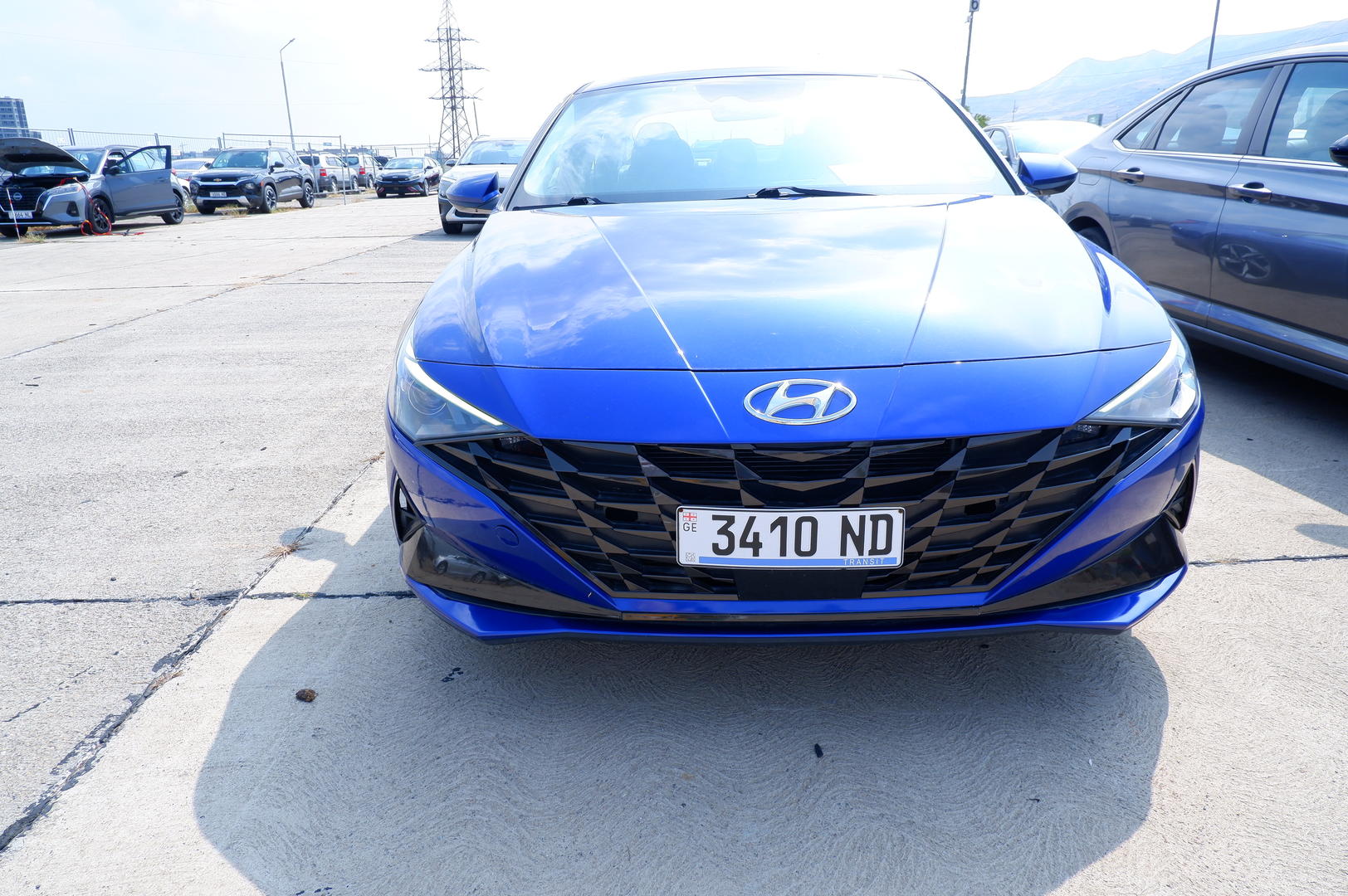 Hyundai Elantra 2022 — photo 2