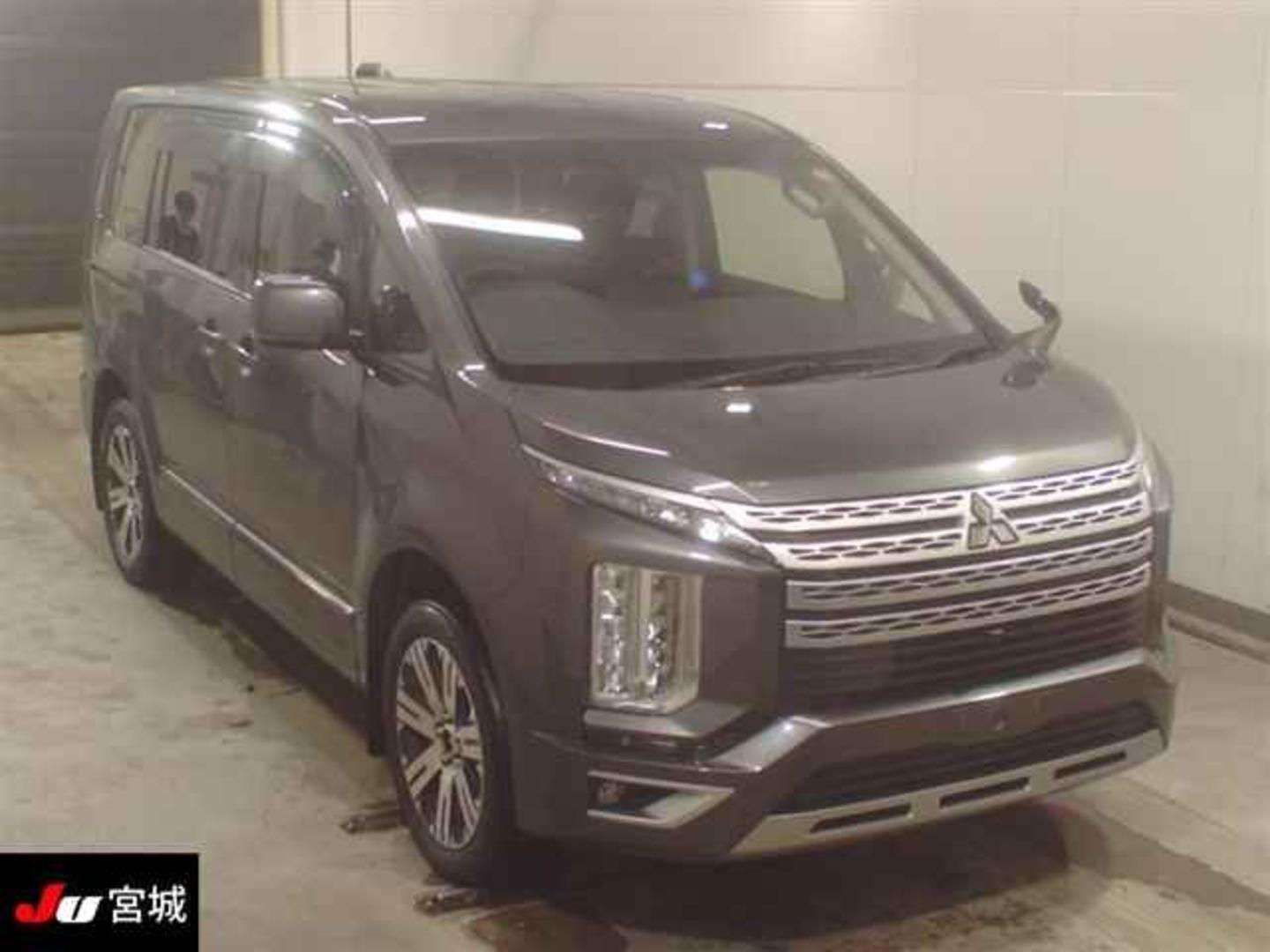 Mitsubishi Delica