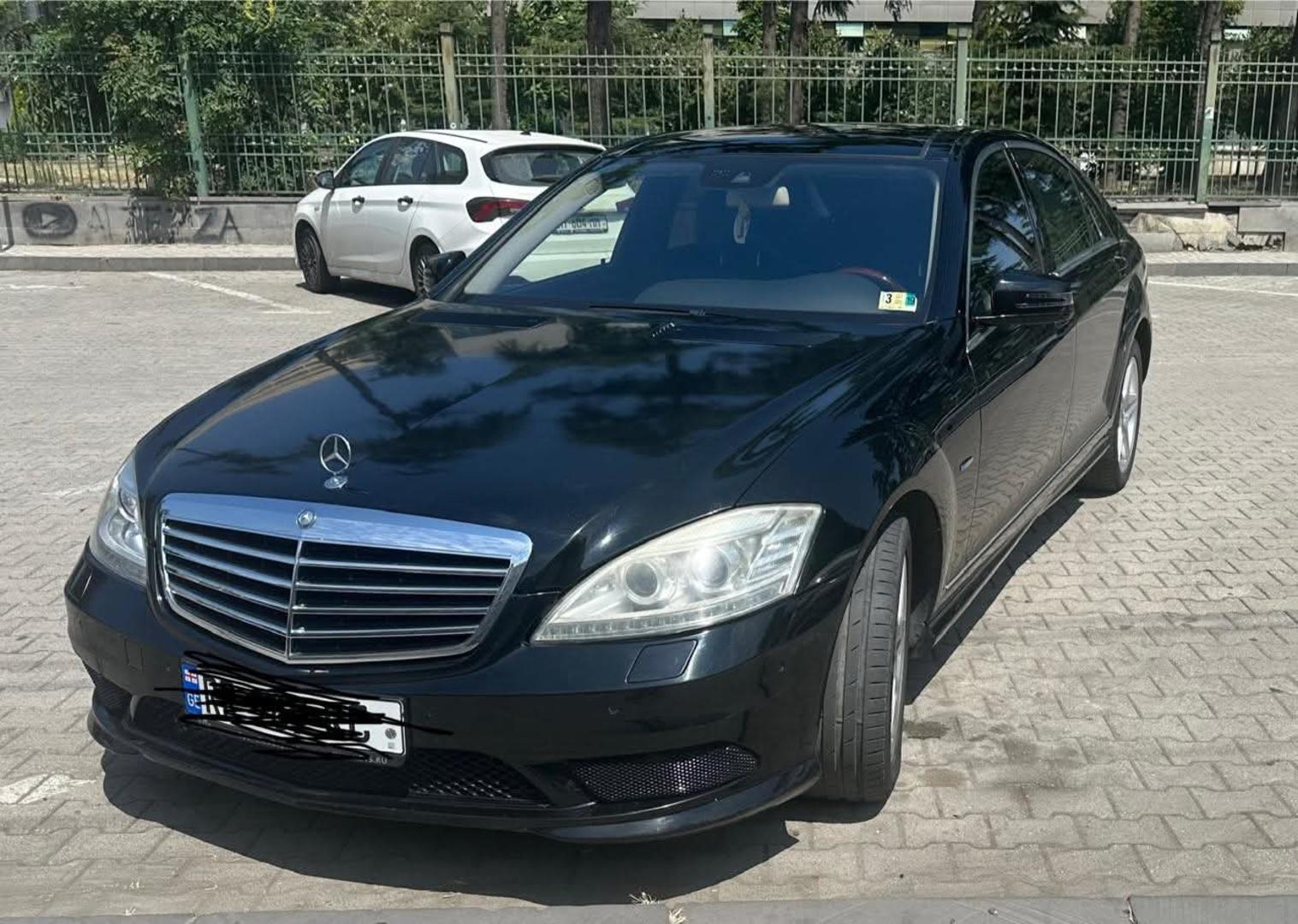 Mercedes-Benz S 550