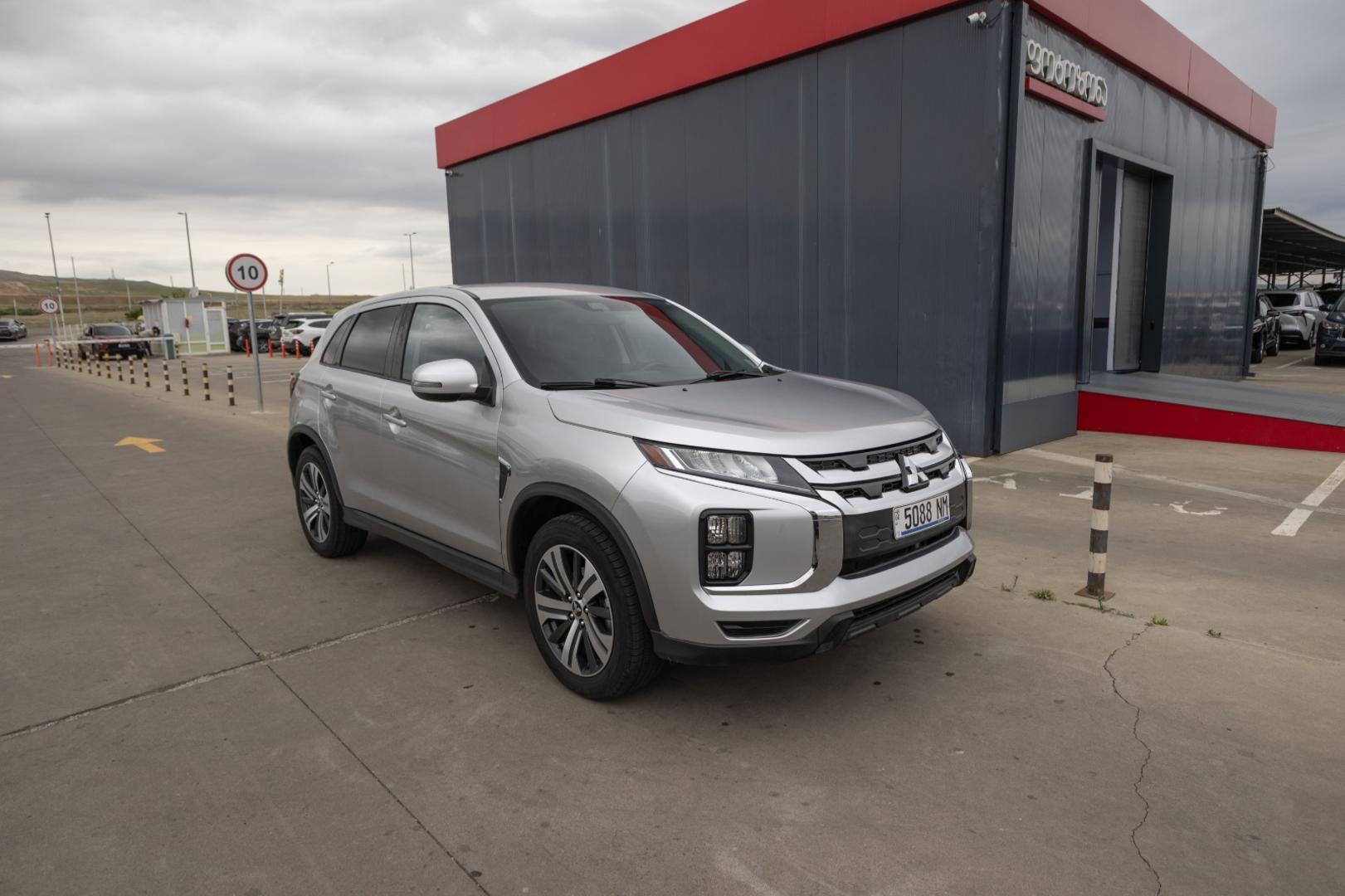 Mitsubishi Outlander Sport
