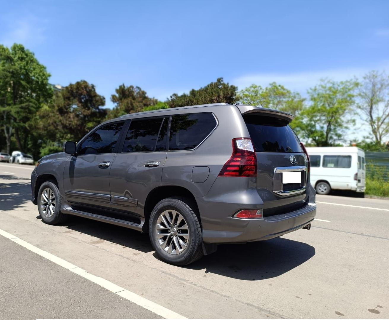 Lexus GX 460 2014 — photo 2