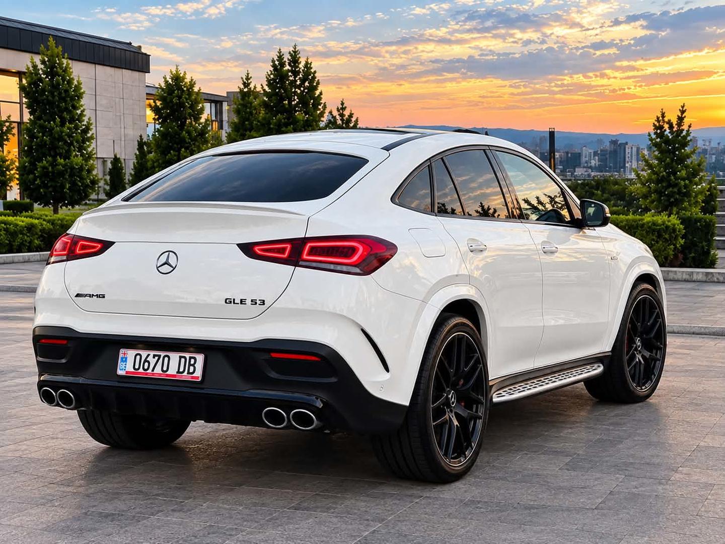 Mercedes-Benz GLE 53 AMG 2023 — photo 2