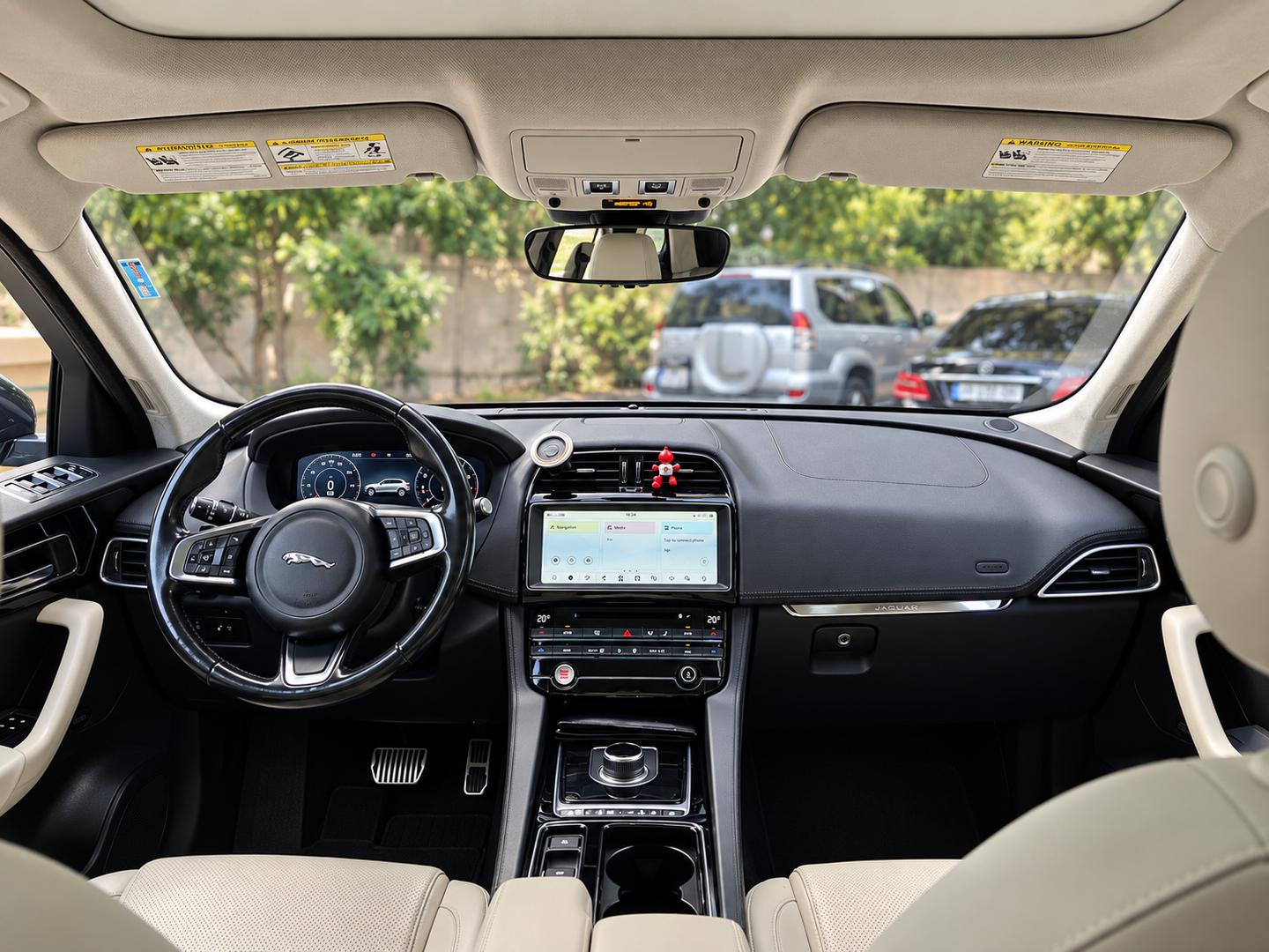 Jaguar F-Pace 2018 — photo 2