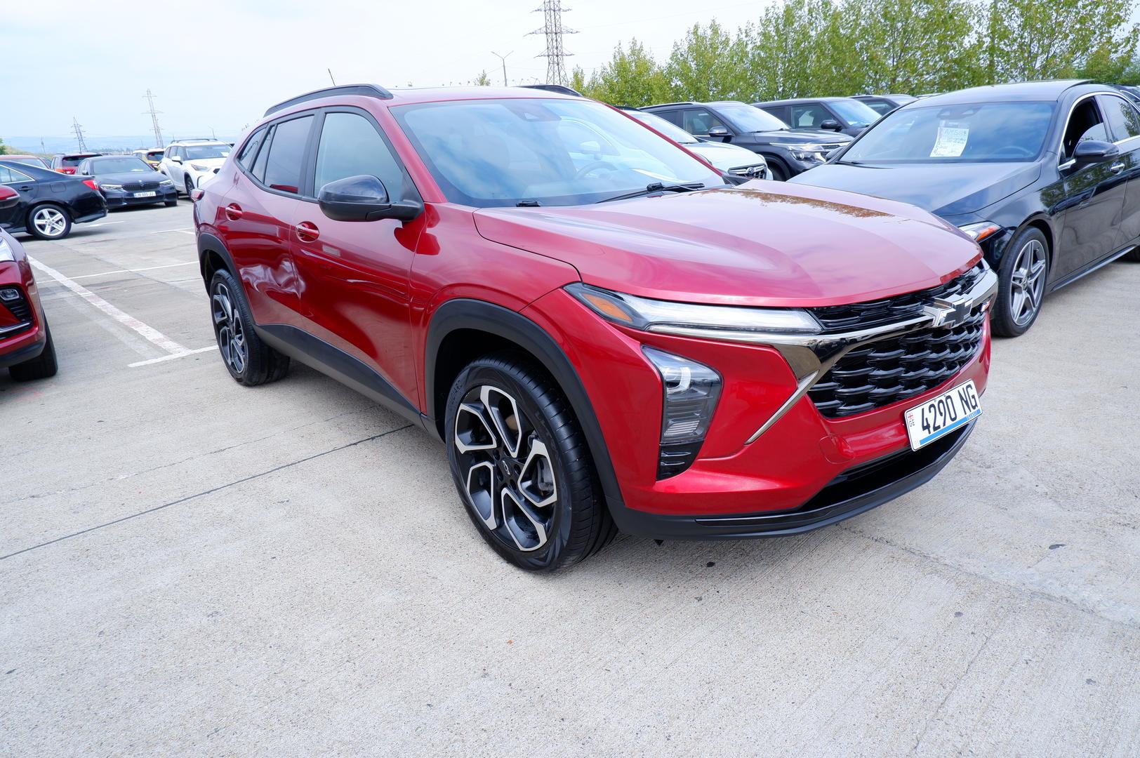 Chevrolet Trax 2023 — photo 2