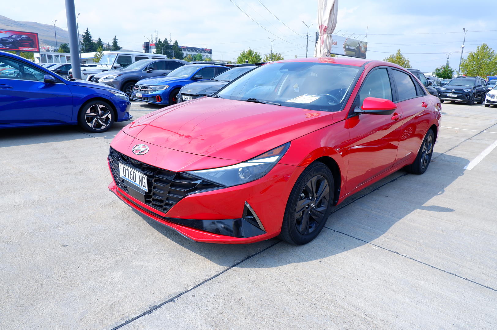 Hyundai Elantra 2022 — photo 2