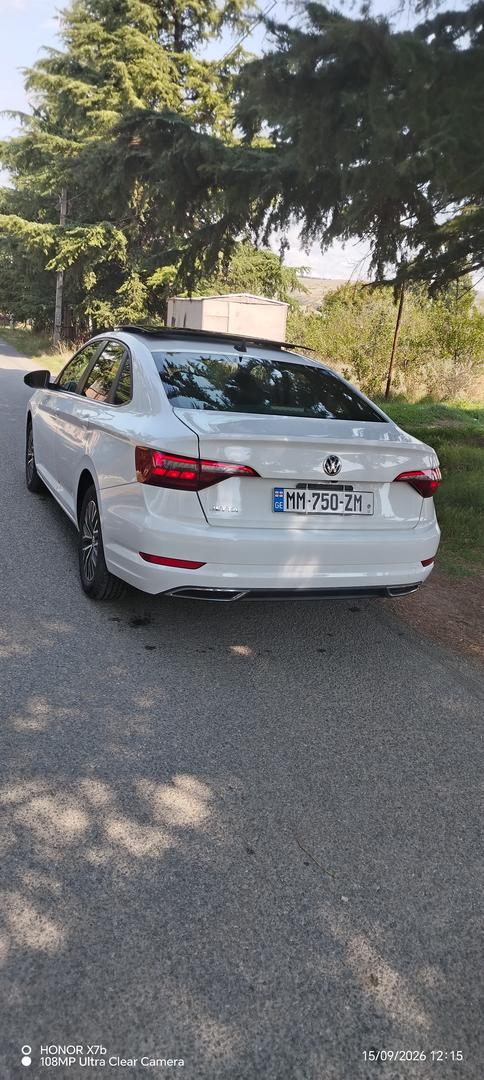 Volkswagen Jetta 2020 — photo 2