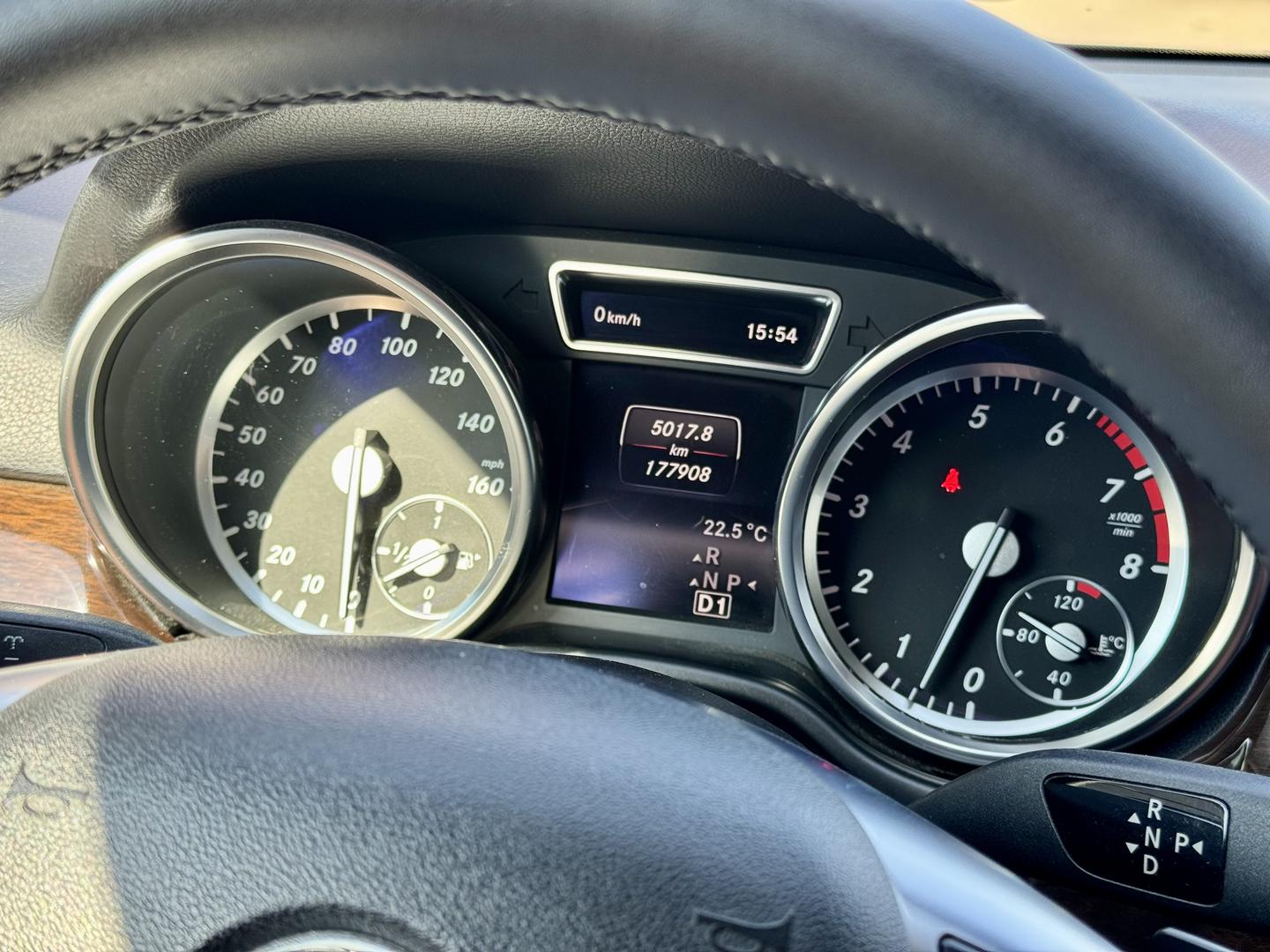 Mercedes-Benz ML 350 2014 — photo 2