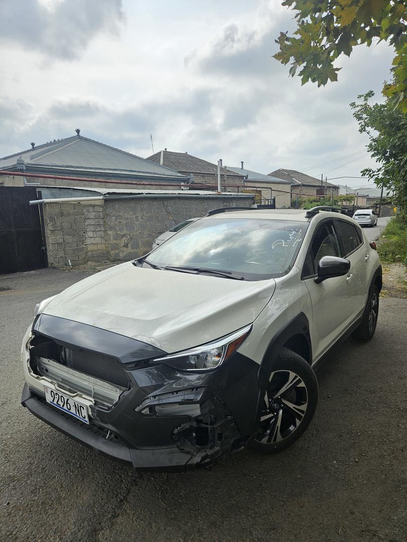 Subaru XV Crosstrek Premium 2023 — photo 2