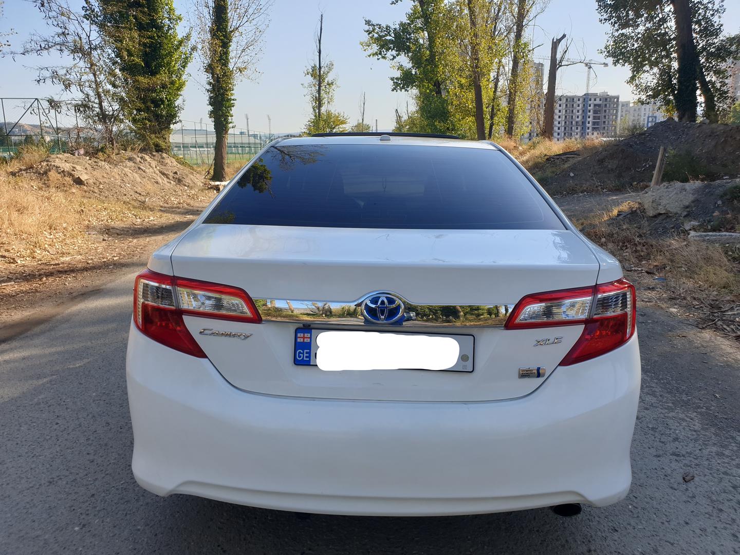 Toyota Camry 2012 — photo 2