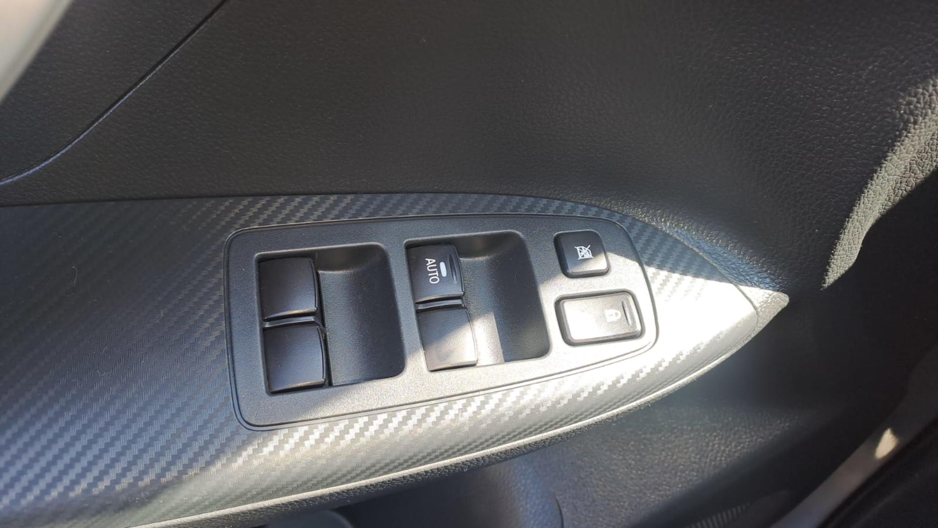 Mitsubishi Eclipse 2023 — photo 2