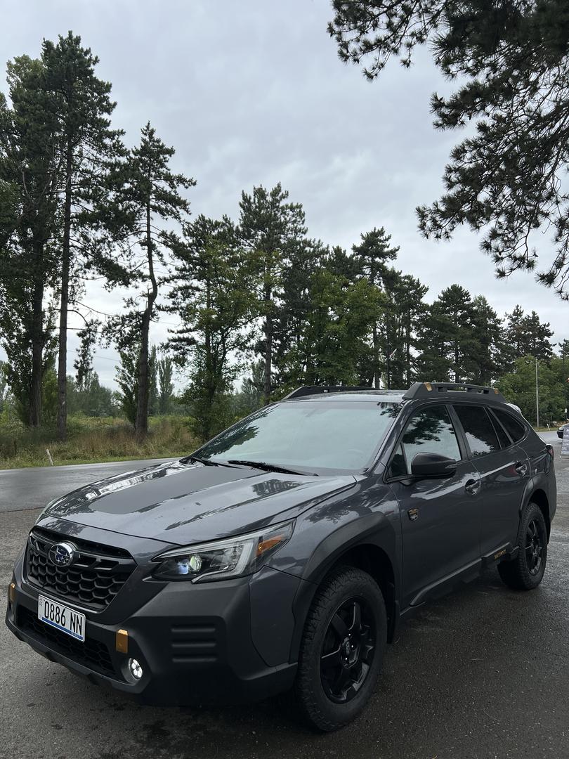 Subaru Outback 2022 — photo 2