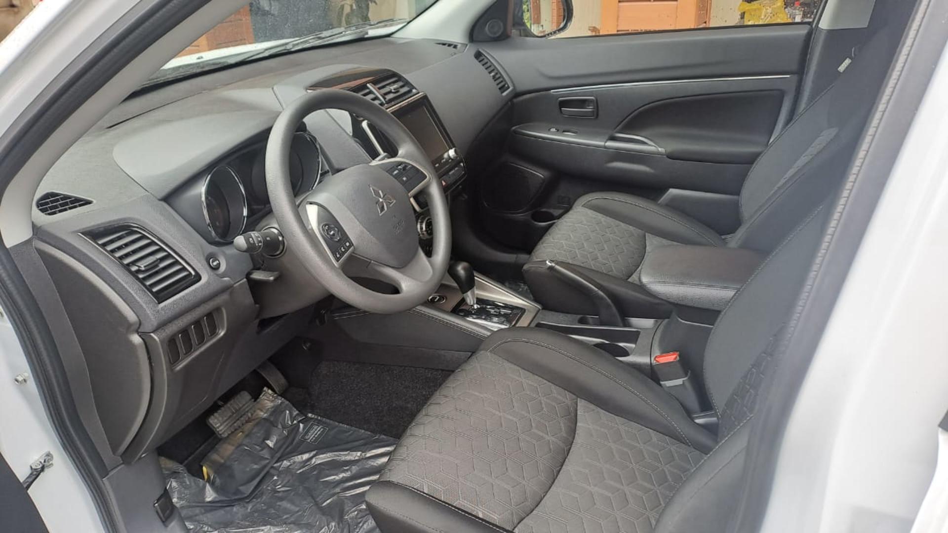 Mitsubishi Outlander Sport 2025 — photo 2