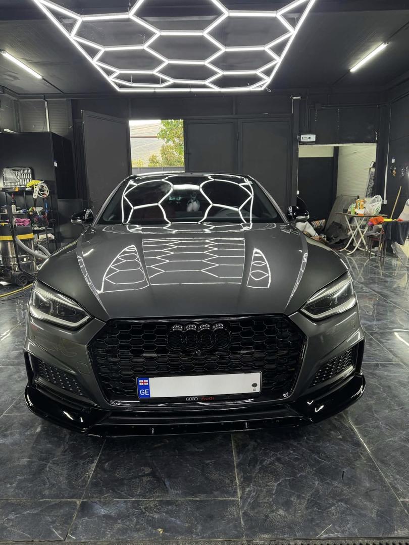 Audi S5 2018 — photo 2