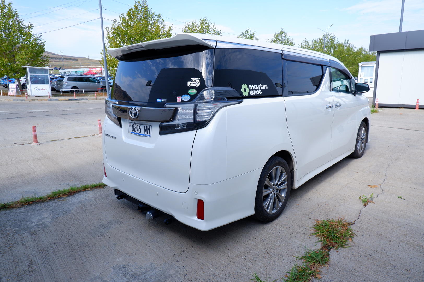 Toyota Vellfire 2017 — photo 2