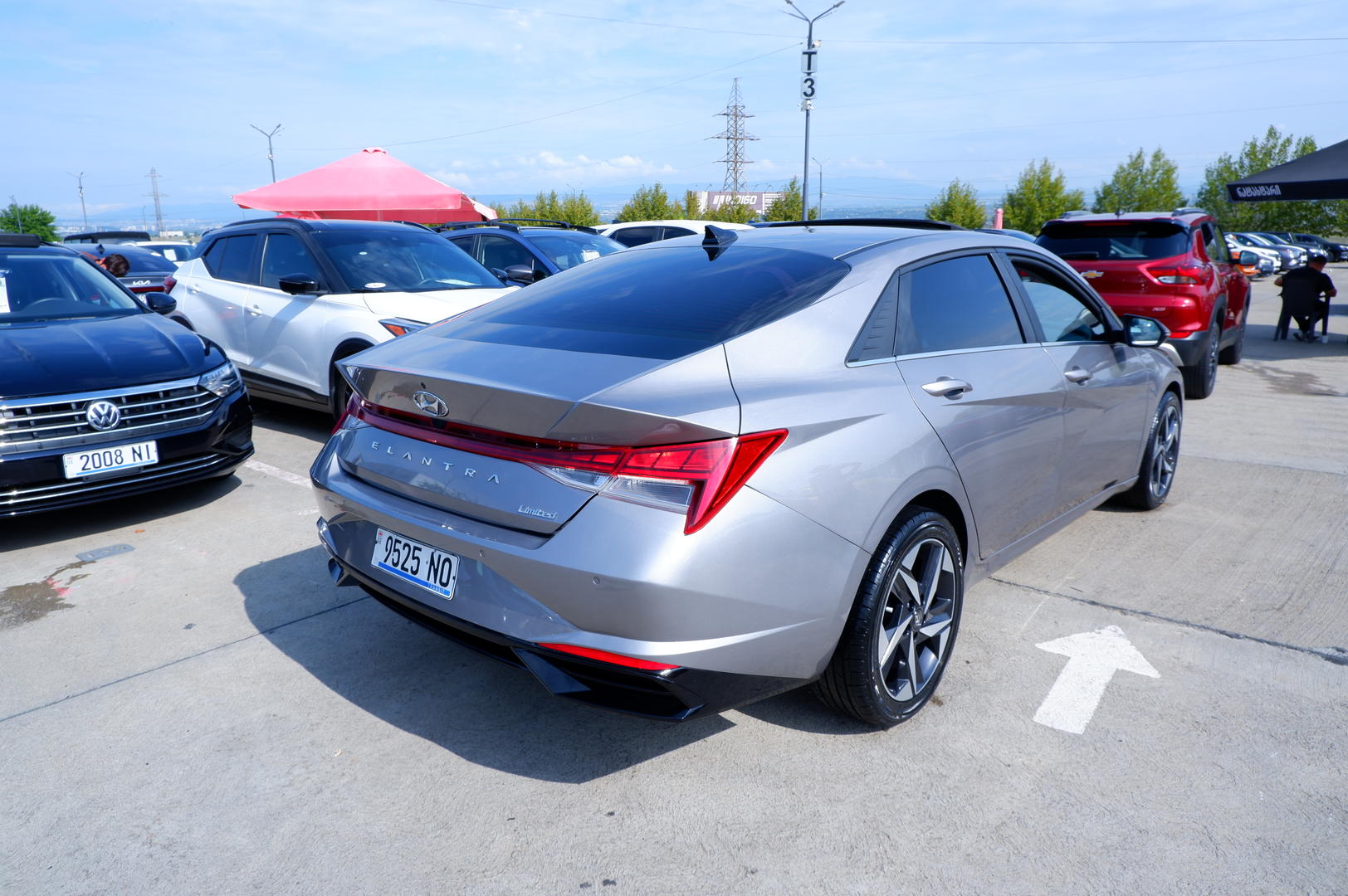 Hyundai Elantra 2023 — photo 2