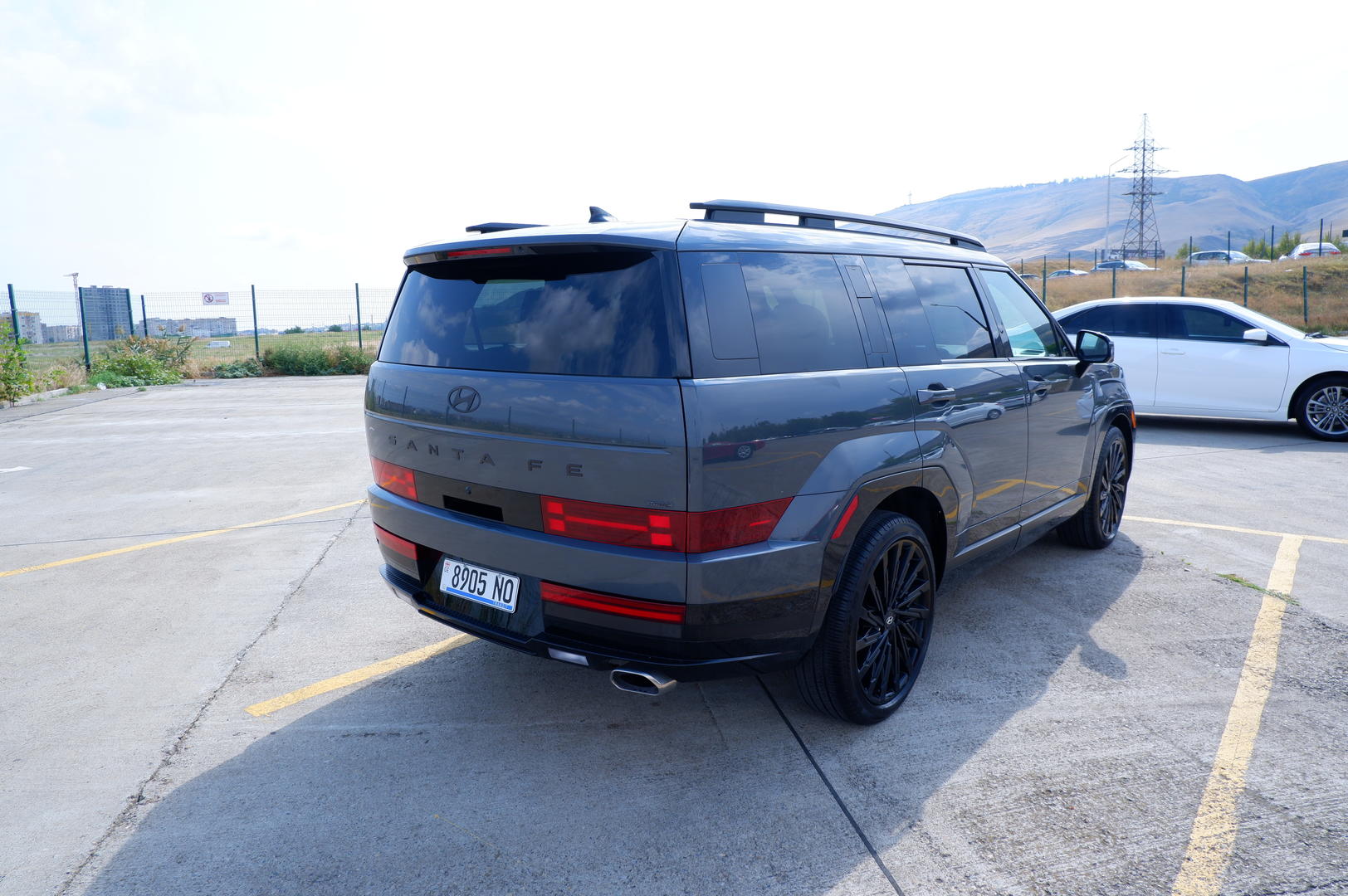 Hyundai Santa Fe 2025 — photo 2