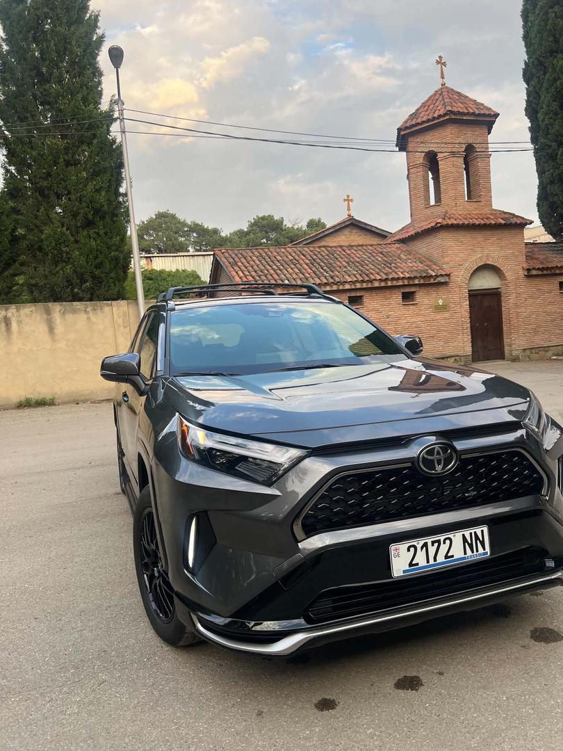 Toyota RAV4 2024 — photo 2