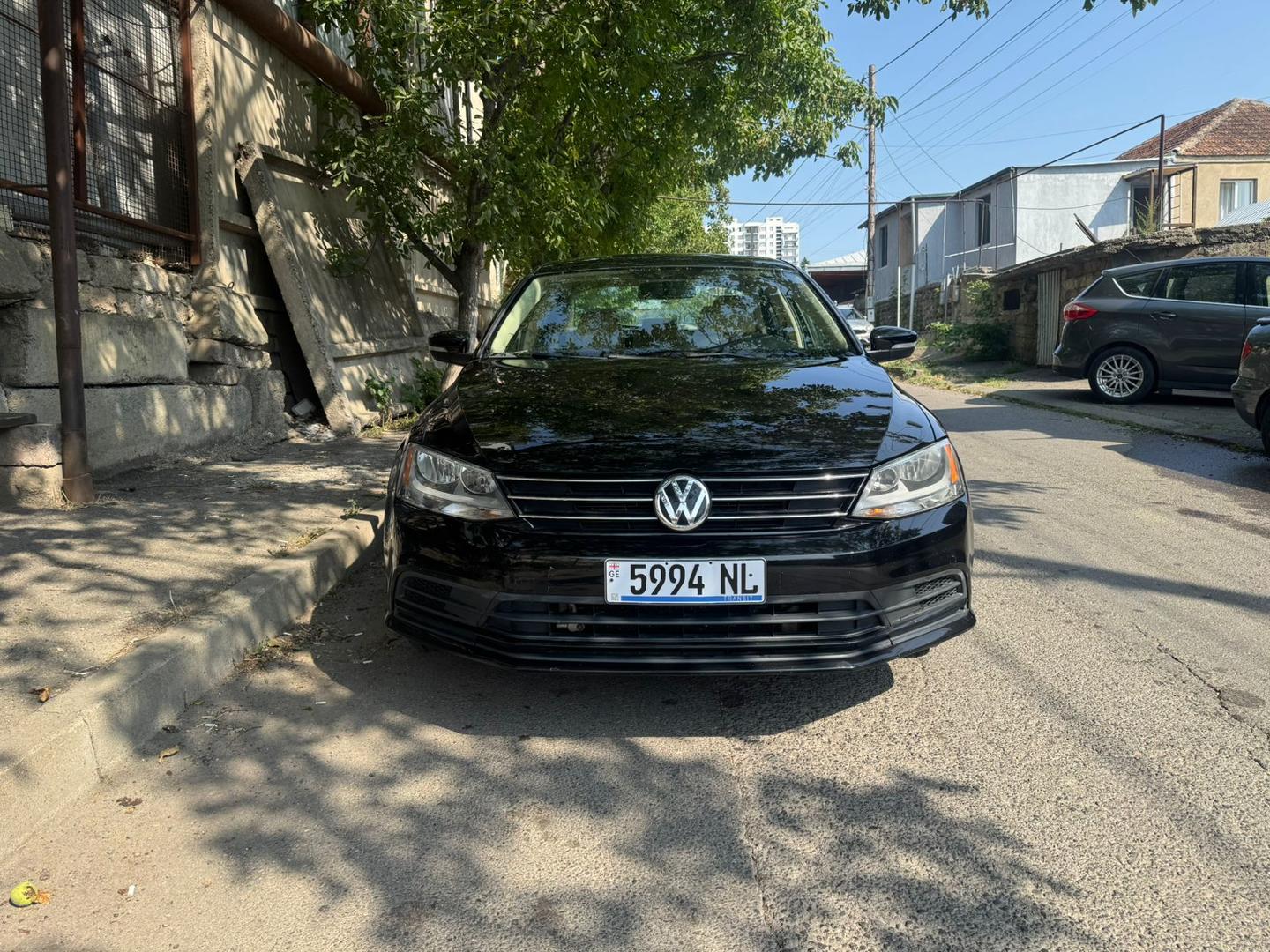 Volkswagen Jetta 2015 — photo 2