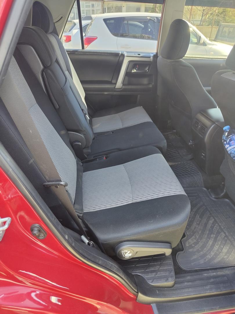 Toyota 4Runner 2014 — photo 2