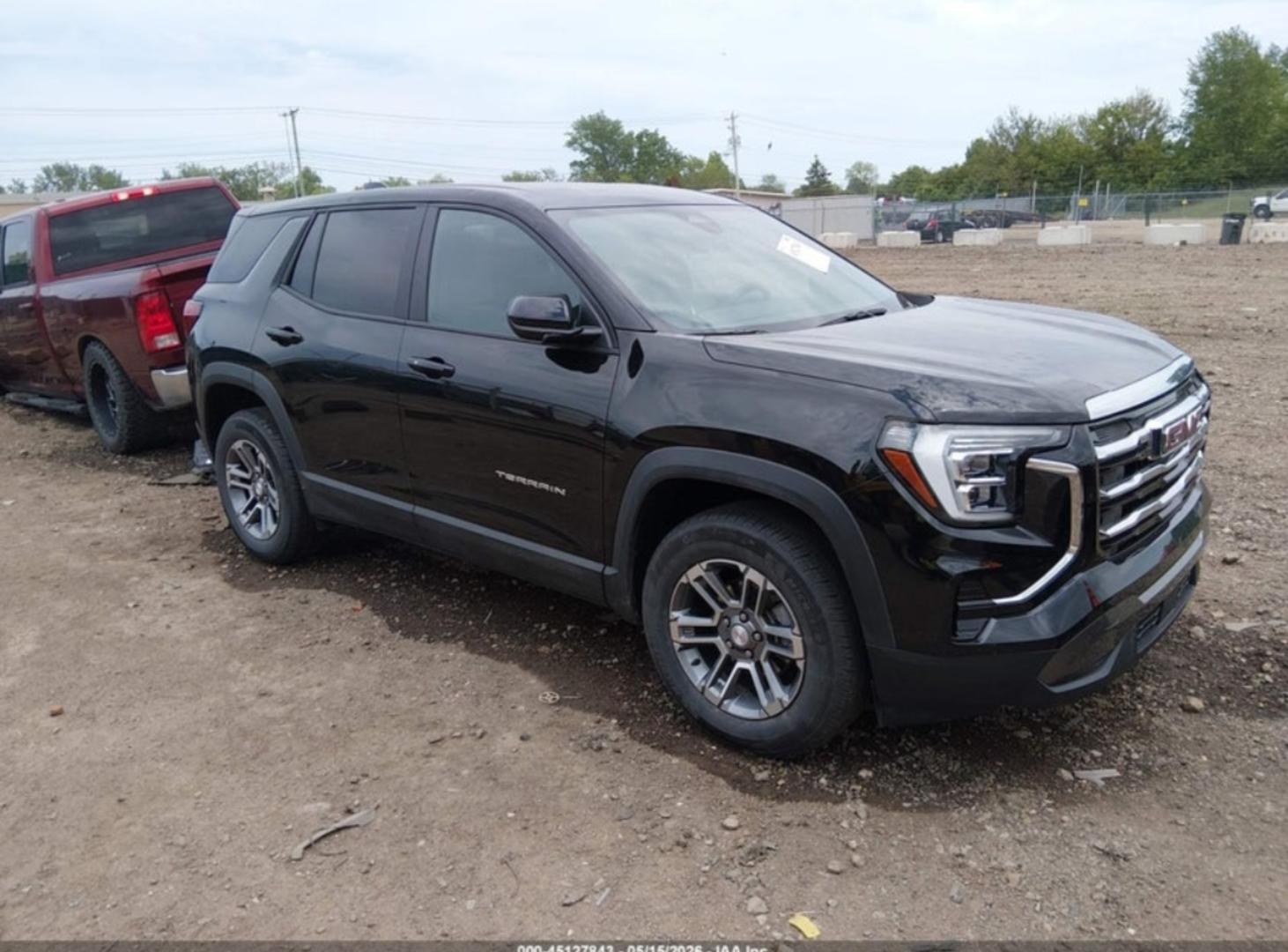 GMC Terrain 2024 — photo 2